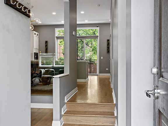 3rd image of 2631 N Hartland Ct