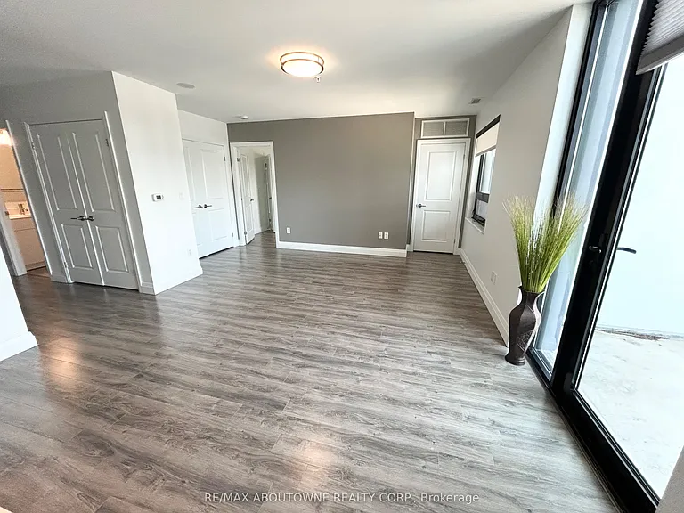 460A Belmont Ave W #1008 — Photo 7