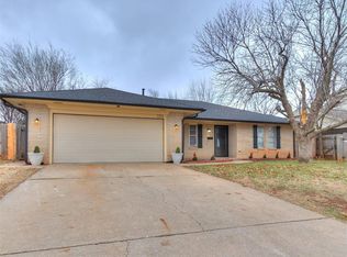 7212 N Norman Rd, Warr Acres, OK 73132