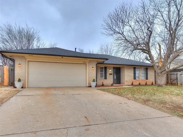 7212 N Norman Rd, Warr Acres, OK 73132