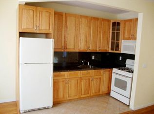 5751 Myrtle Ave, Ridgewood, NY 11385