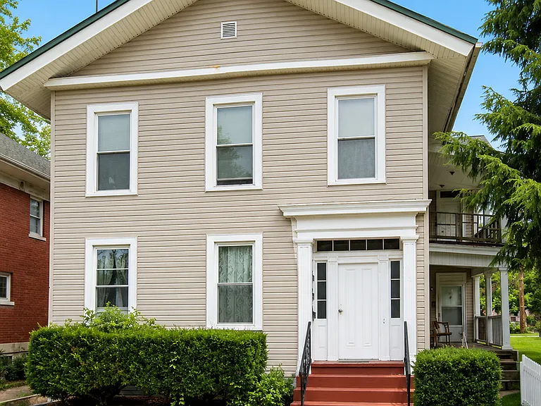 22 Wyoming St — Photo 2