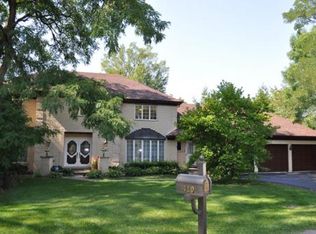 410 Ascot Ln, Oak Brook, IL