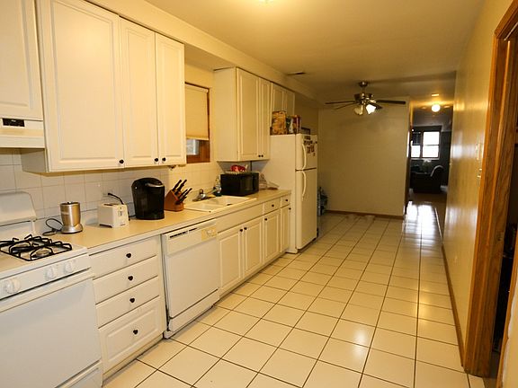 2nd image of 918 N Paulina St #I