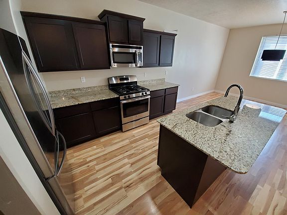 3rd image of 9607 N Deerfield Ln