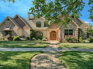 415 Shafer Ln, Jacksonville, OR 97530