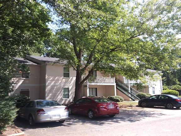 3rd image of 3609 Woodbriar Cir APT A