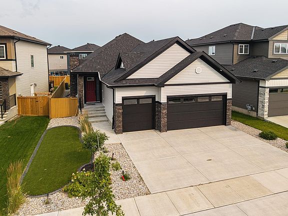 3rd image of 3303 Soleil Blvd
