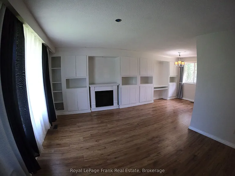 1167 Weller St #MAIN FLOOR — Photo 9
