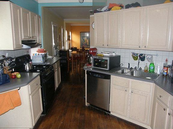 Kitchen with Appliances