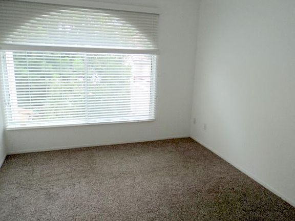 5th image of 13133 Le Parc Blvd #902