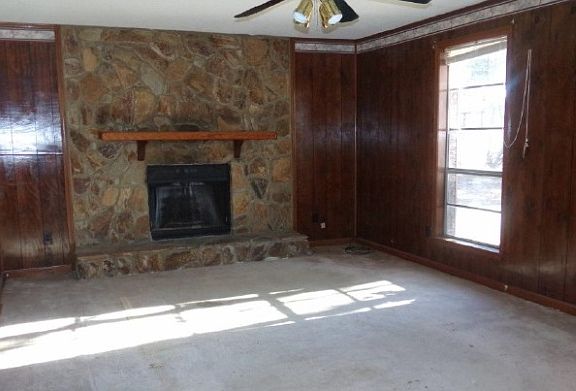5th image of 3850 Fairington Dr