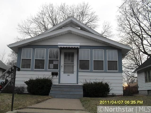 1st image of 1081 Farrington St