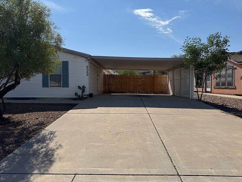 1st image of 9069 N Valgrind Ln