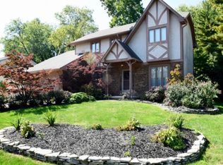 25 Massey Dr, Westerville, OH 43081