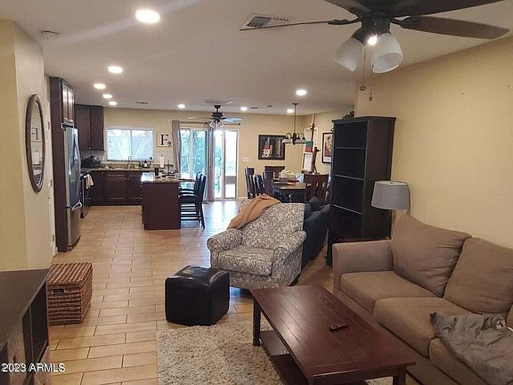 5th image of 2614 E Villa Theresa Dr