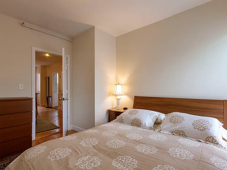237 Northampton St #2 — Photo 6