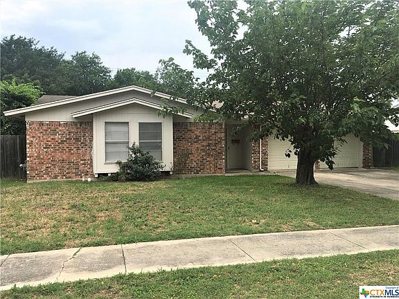 2nd image of 1405 Searcy Dr