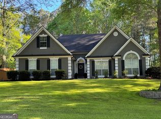 30 Barrington Farms Pkwy, Sharpsburg, GA 30277