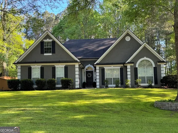 30 Barrington Farms Pkwy, Sharpsburg, GA 30277