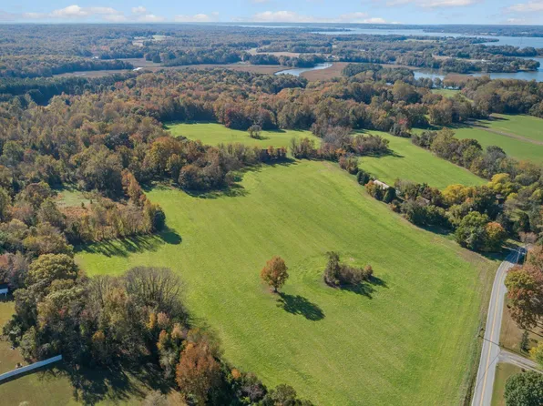 2125 Lowery Rd, Huntingtown, MD 20639