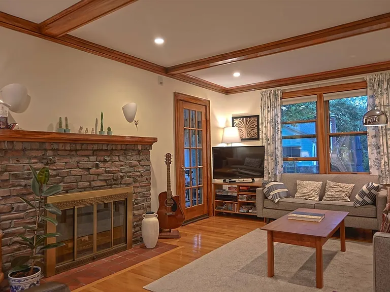 23 Richardson Rd — Photo 2