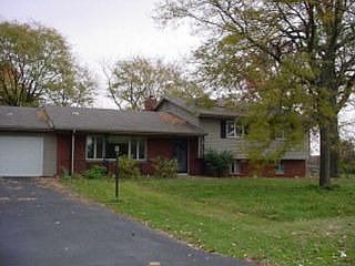 1st image of 1224 Forest Hill Dr