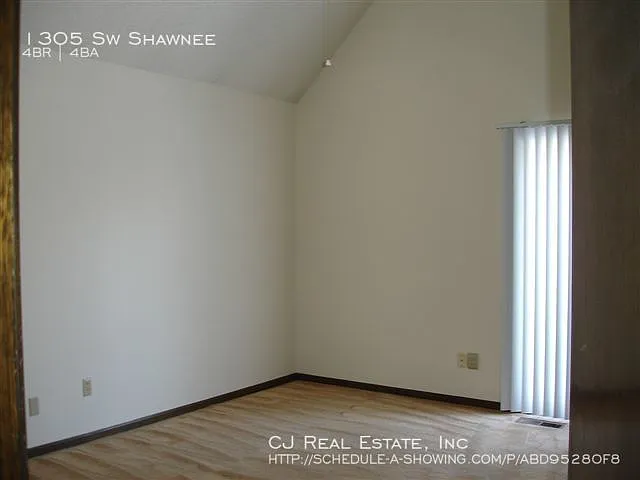 1305 SW Shawnee St — Photo 9