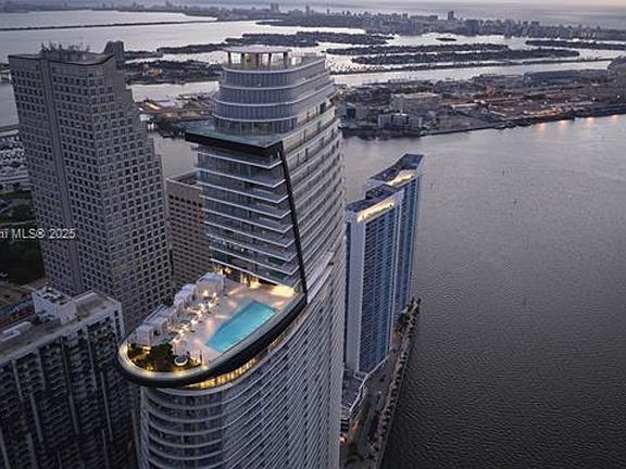 3rd image of 300 Biscayne Boulevard Way #3701
