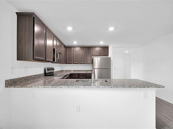5th image of 2109 NW 26th Pl
