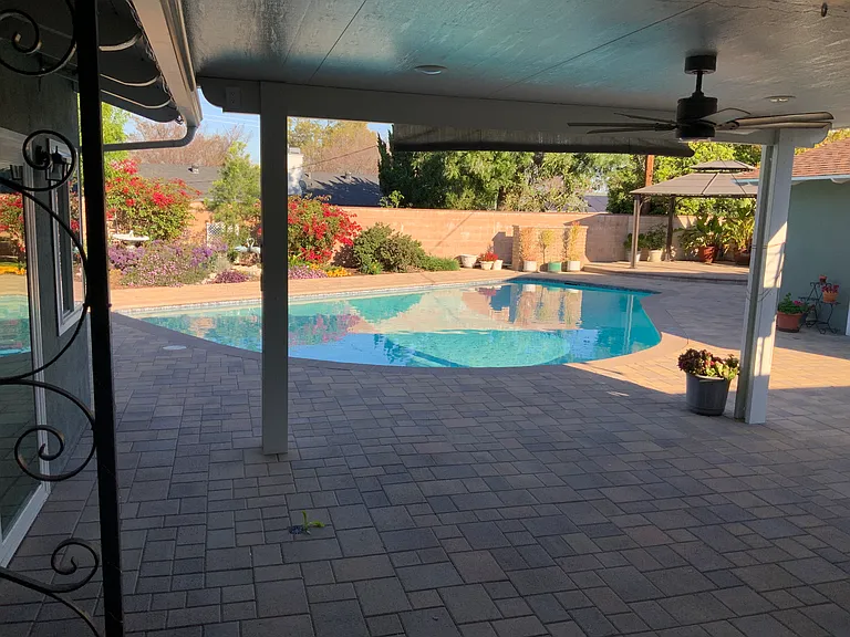 Garden Grove Ave — Photo 29