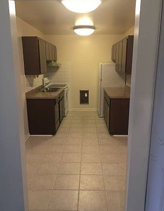 3rd image of 9807 S Karlov Ave APT 104
