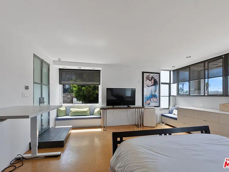 3410 Hermosa Ave — Photo 32