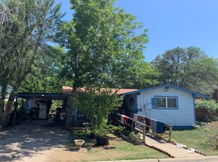 1207 25th St, Hondo, TX 78861