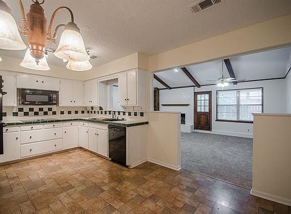 5th image of 7816 Noneman Dr