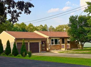 1089 Prince Dr, Cortland, OH 44410