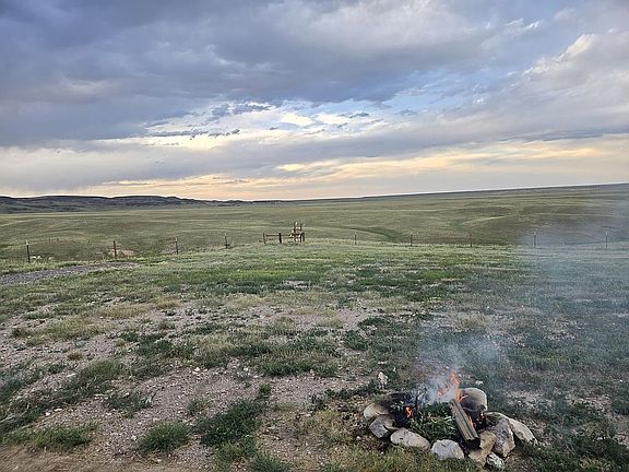 2nd image of 730 N Table Mountain Loop