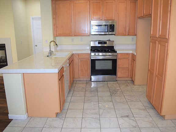 5th image of 8249 Crystal Walk Cir