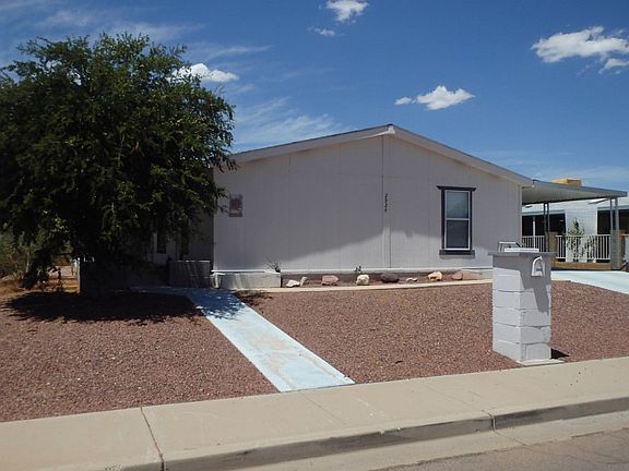 3rd image of 2924 E Sequoia Dr