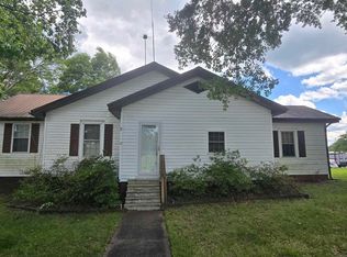 12 1st St, Inman, SC 29349