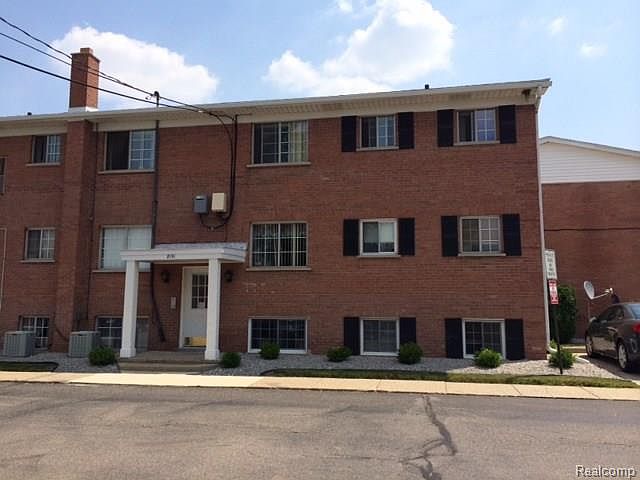 1st image of 8191 Denwood Dr