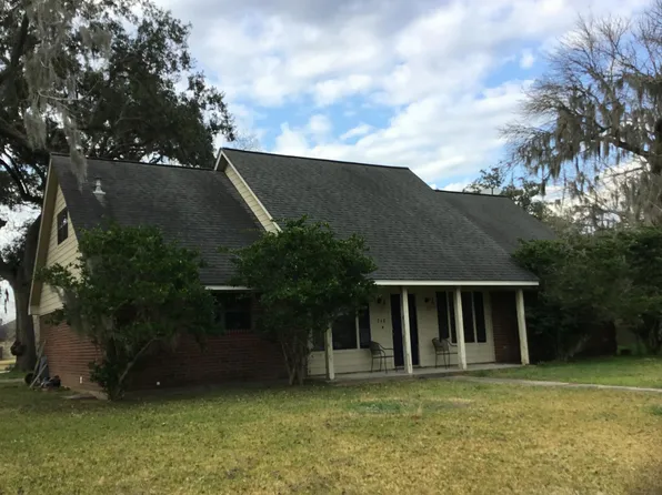 248 Canterbury Dr, West Columbia, TX 77486