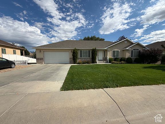 2nd image of 190 N Balsam Way