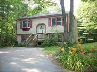 7 Washington Dr, Raymond, NH 03077