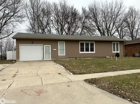 1315 Maben Ave, Garner, IA 50438