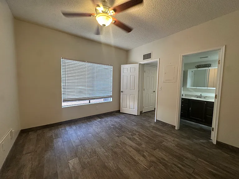2601 W Broadway Blvd #554 — Photo 16