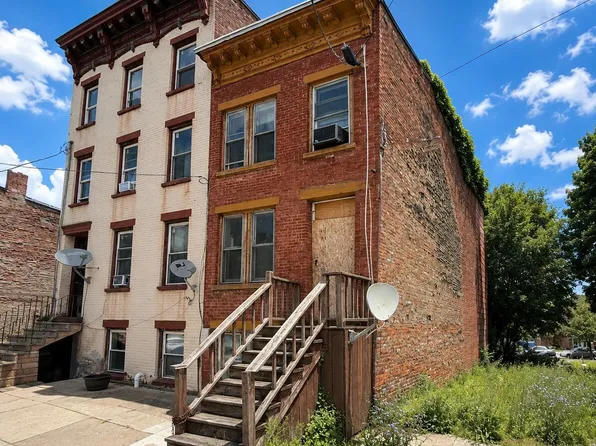52 Clinton Street, Albany, NY 12202