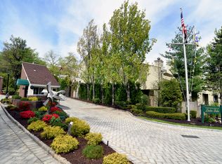 36 Waterside Close, Eastchester, NY 10709