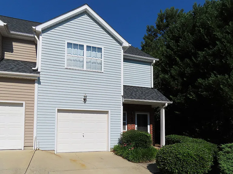245 Plaza Dr #E — Photo 1