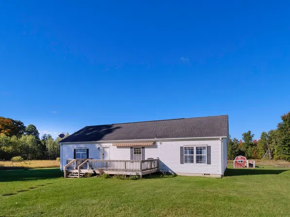 19360 McClish Rd, Copemish, MI 49625
